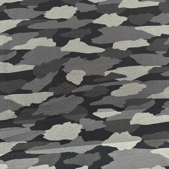 1 Yard Trainers French Terry Knit Camo Print Stretch Fabric Robert Kaufman - Picture 4 of 8